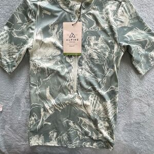 Alpine Design Women's XS Green Floral Short Sleeve Blouse UPF 50+​​